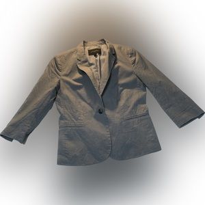 Banana Republic Blazer. Size 8. 3/4 length sleeves.